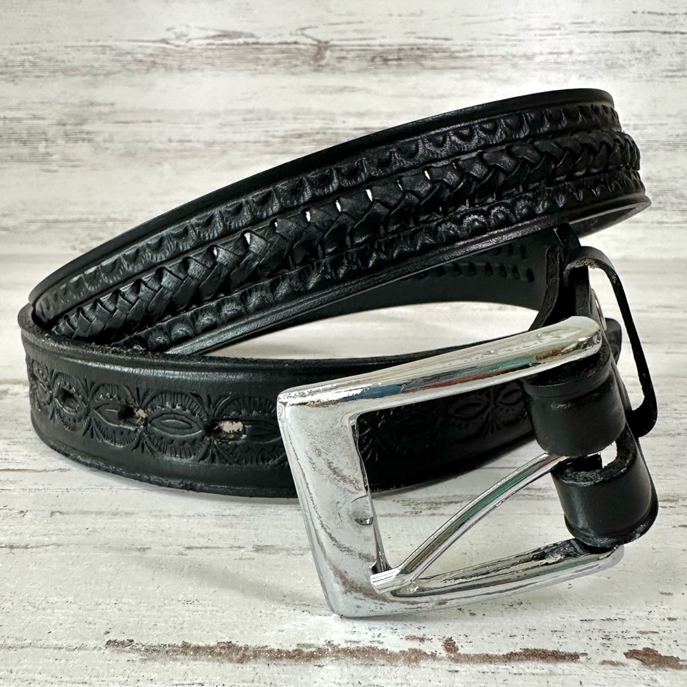 VINTAGE Tooled Braided Oil Tan Leather Belt Black Made in Mexico Silver Buckle